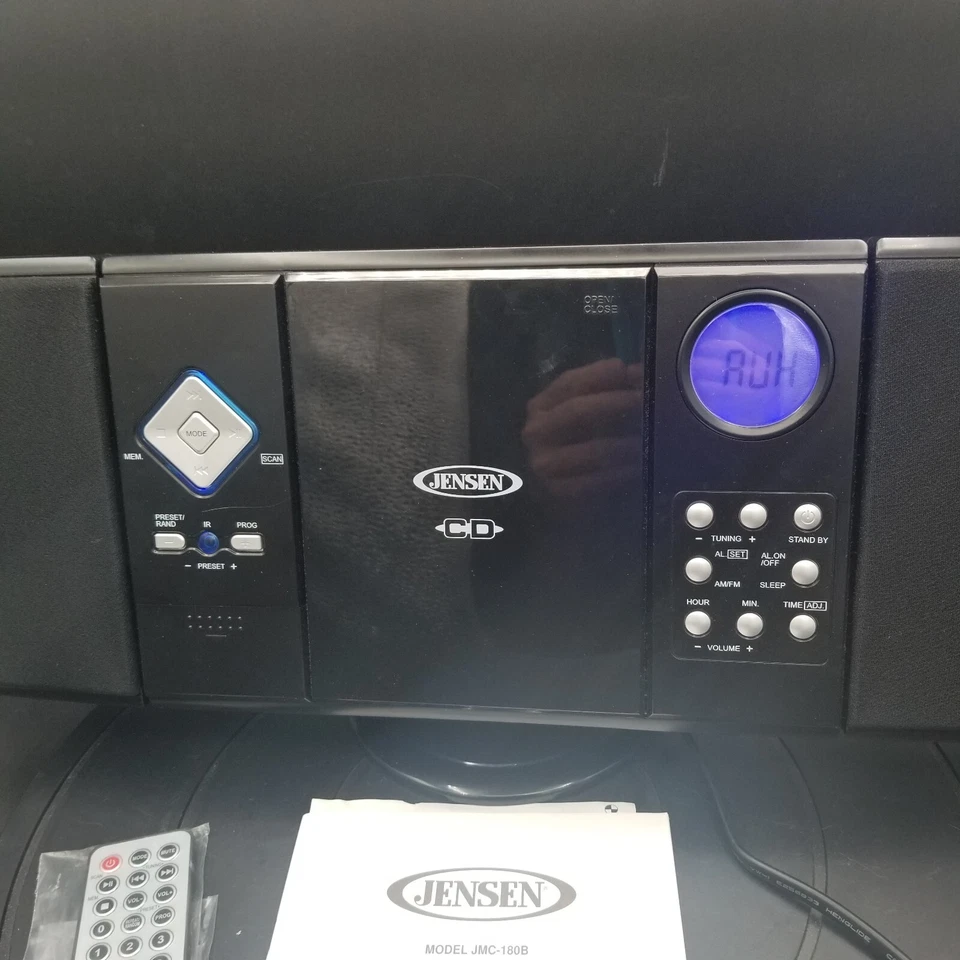Jensen Wall Mountable CD System JMC-180B AM/FM Stereo with Remote Control - Image 3 of 4