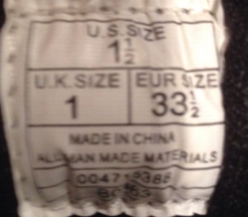 Easton Youth 1 1/2 Cleets Great Shape Clean Cleats Baseball Softball - Picture 6 of 9