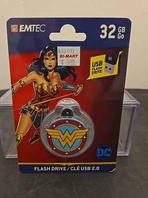 Wonder Woman 32GB Flash Drive Keychain NEW SEALED Emtec DC Comics 32 GB