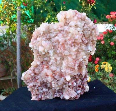 Stilbite Format On Matrix Minerals Specimen #A22