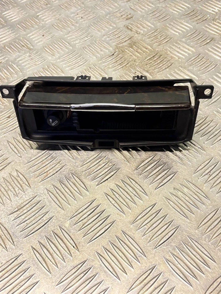 Ashtray with Cigarette Lighter for Ford Mondeo 2008 - image 4 of 4