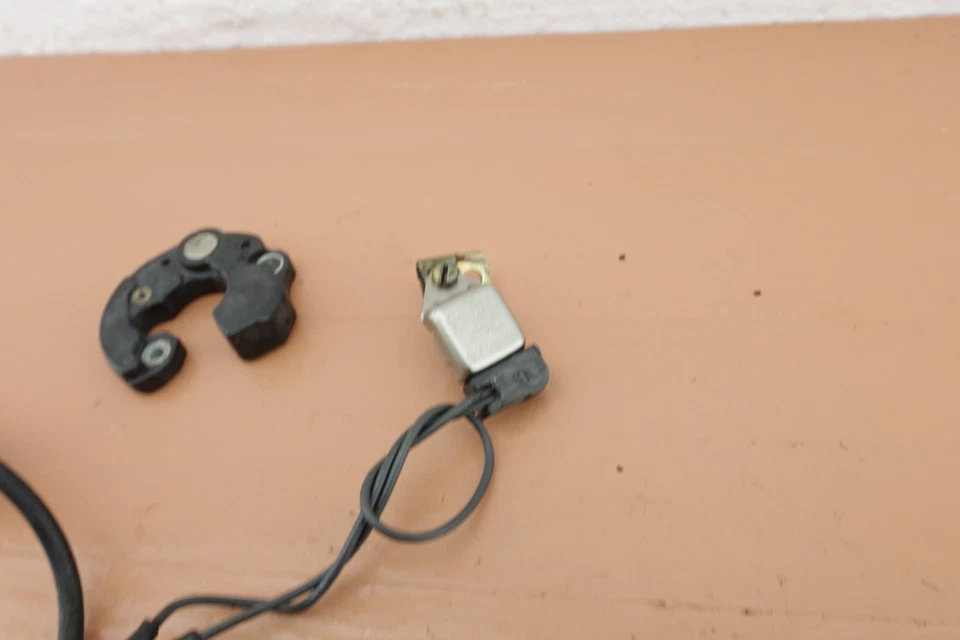 Motosierra Stihl 031 AV OEM encendido electrónico, bobina de encendido y módulo de gatillo Foto 3 de 4