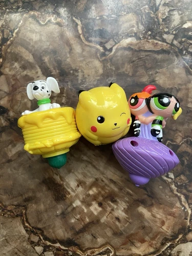Pokémon,power puff girls, & 101 Dalmatian spinning top lot of 3