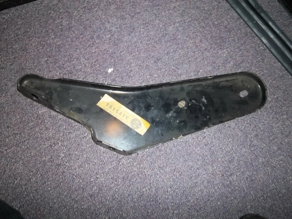 1969-1971 AMC AMBASSADOR PARA-CHOQUE DIANTEIRO ESQUERDO TRASEIRO SUPORTE INTERNO NOS - Imagem 2 de 2