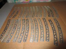 VINTAGE GILBERT ERECTOR SET PARTS LOT OF 25- 5" CURVED GIRDERS-PART E