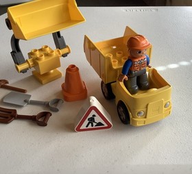 Lego Duplo Dump Truck & Construction Workers Replacement 10  Pieces, Make Offer