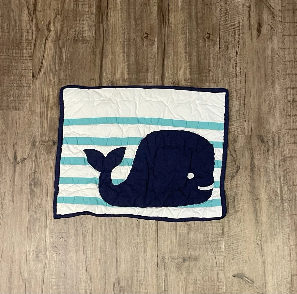 Sábanas y manta para cuna con tema de ballena Pottery Barn Foto 3 de 4