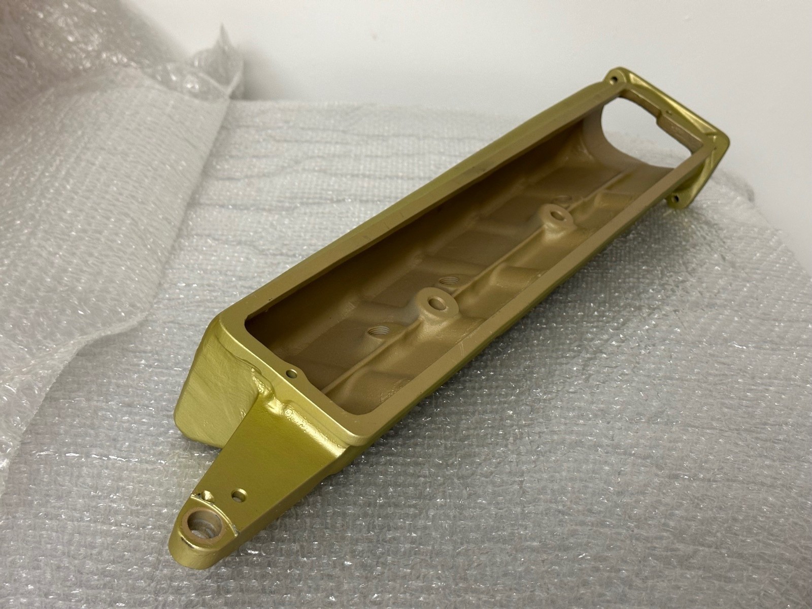 Lamborghini Diablo 6.0 SE Intake Manifold Rare Original Old Stock Brand New
