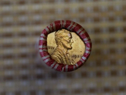 ROLL OF OLD PENNIES-UNC 1926—Read for free shipping-684