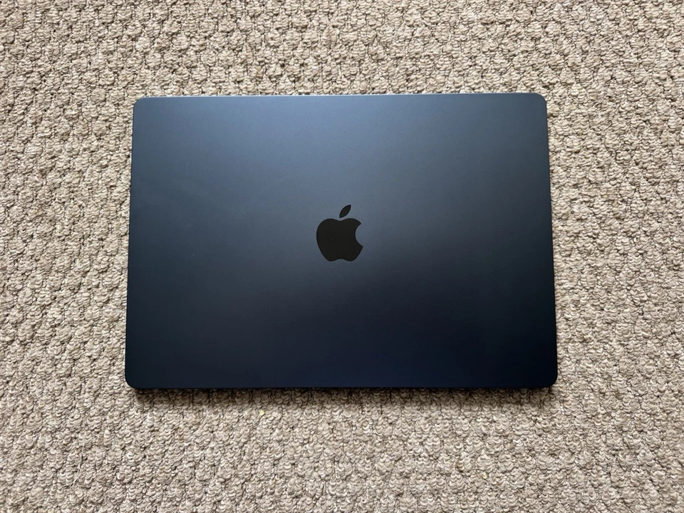 Apple MacBook Air 15" M3 · 16GB · 256GB, photo 2 of 4
