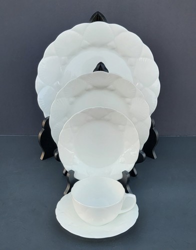 Vintage Coalport Oceanside Fine Bone China 5-Piece Place Setting