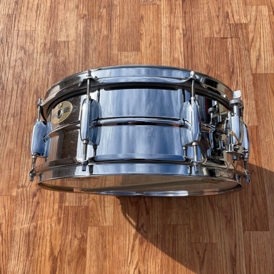 Espejo de tambor Pearl Standard Steel 5,5x14 años 2000 cromado SS1455 Foto 3 de 4