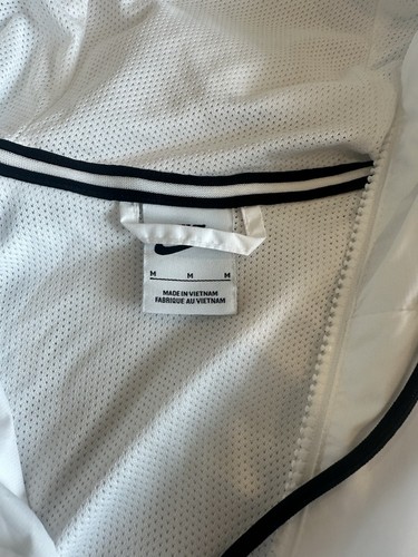 Giacca a vento uomo Nike con cappuccio grigio medio nero bianco colorblock - Foto 3 di 9