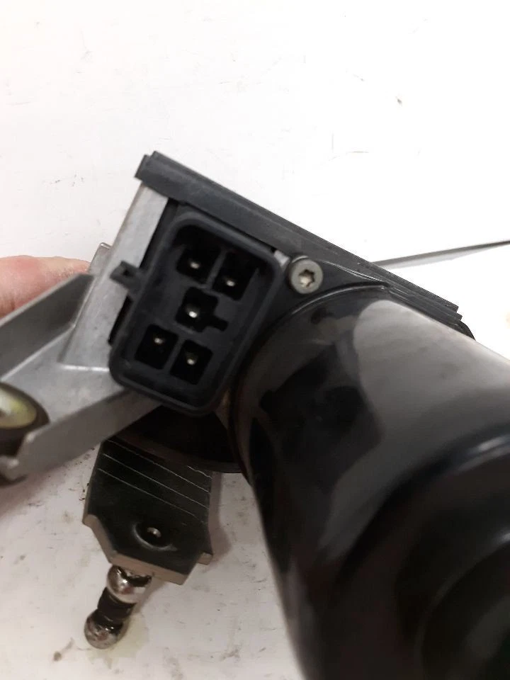 Windshield Wiper Motor Fits 91-02 CHEVROLET 3500 PICKUP 84439 - Image 3 of 4