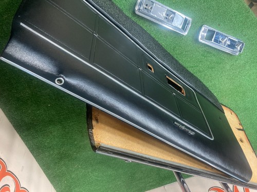 1970 1971 FORD TORINO DOOR PANELS PARTS CAR - Picture 19 of 23