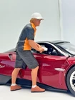 Car Detail Prep Clean Man Resin Model Figure Display 1/24 American Diorama 24602