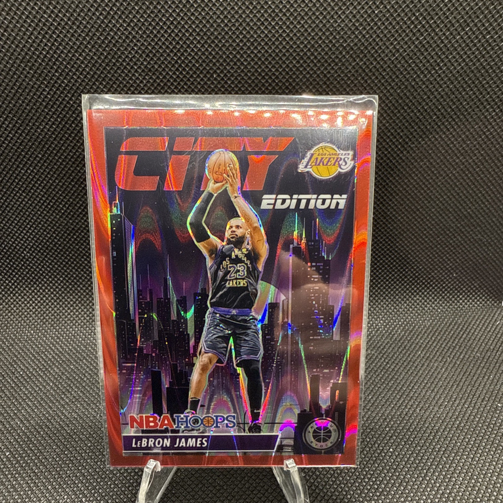 2023-24 Panini HOOPS Premium Stock City Edition LeBron James 15 Red Seismic /199