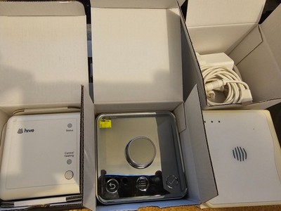 Hive Active Heating HUB320_555064 V3_SLR1b