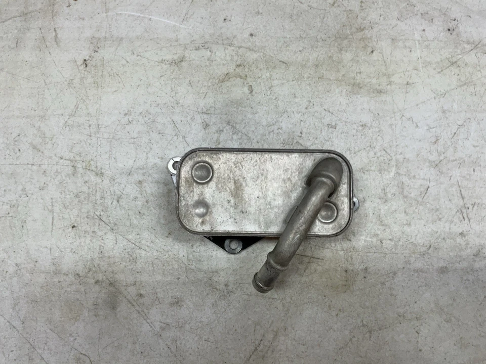 BMW 528I XDRIVE 2010 - Enfriador de aceite del motor 7525333 Foto 3 de 4