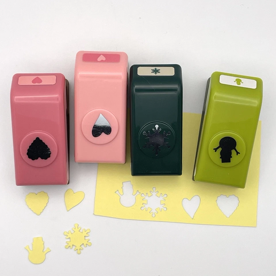 Creative Memories Lovable Snowflake Snowman Mini Pocket Punches Lot of 4 Paper - Image 4 of 4