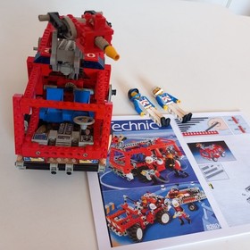 LEGO TECHNIC 8280 FIRE TRUCK FIRE ENGINE TRUCK MINIFIG RESPONSE TECHNIK lot