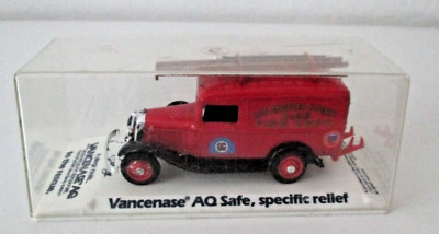 ELIGOR 1932 FORD LOS ANGELES Co. FIRE DEPT TRUCK RED DIECAST 1:43 FRANCE AZ48