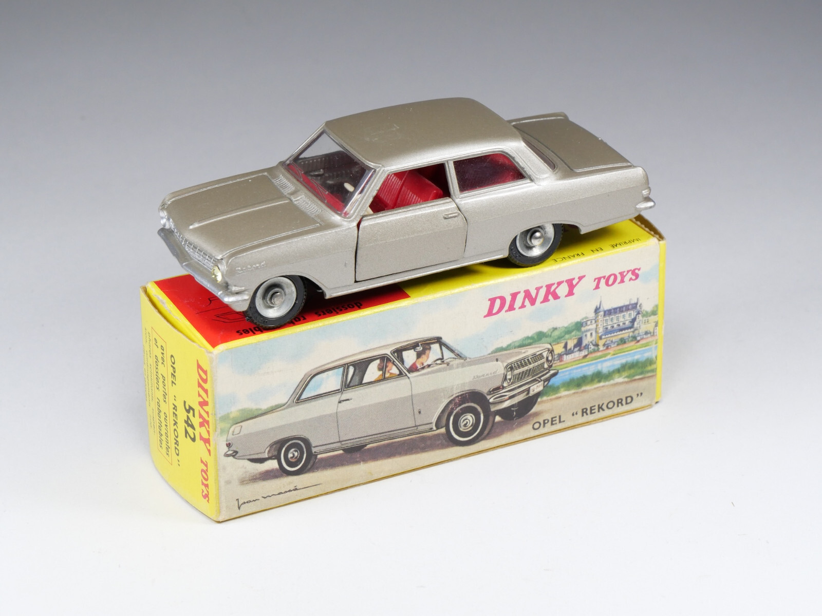オペル　レコード　　ディンキートーイズ Dinky 542, Opel Rekord - Free Price Guide & Review