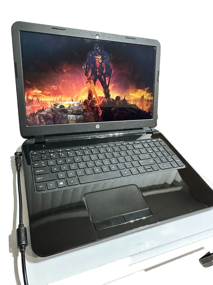 HP 15 Laptop | A6-5600 Quad Core w/Radeon | 8G | 256G SSD | Win11Pro | Nice - Image 2 of 4