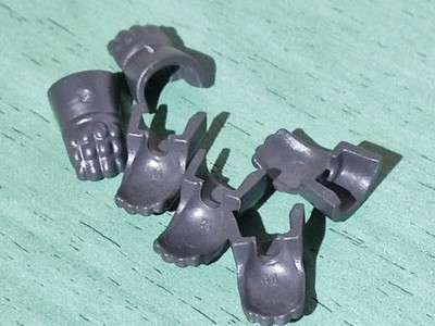 Lot De 2 Capes Grises Pour Archers Playmobil Chevaliers Médiévaux - Pièces Détachées Occasion