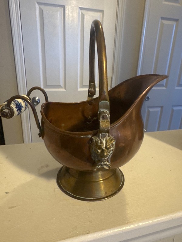 Vintage copper brass lion head fireplace coalbin pail