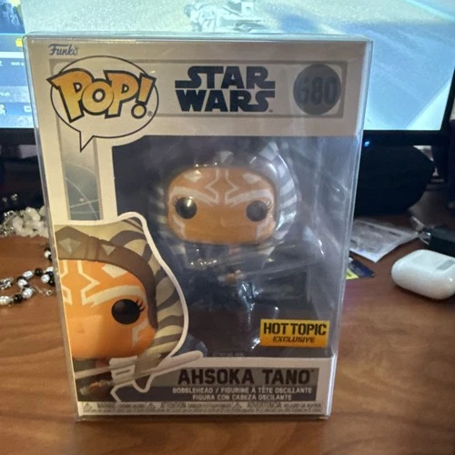 Funko Pop! Vinyl: Star Wars - Ahsoka Tano - Hot Topic (Exclusive) #680