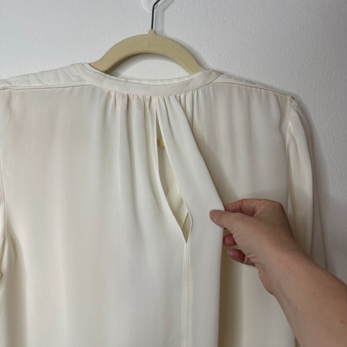 NWT Rebecca Taylor Drapey Cream 100% Silk Danielle Faux Wrap Keyhole Back Top 6 - Picture 6 of 13