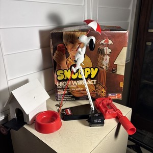 VINTAGE 1970's SNOOPY HIGH WIRE ACT with WOODSTOCK-Mattel Model  6661- COMPLETE!