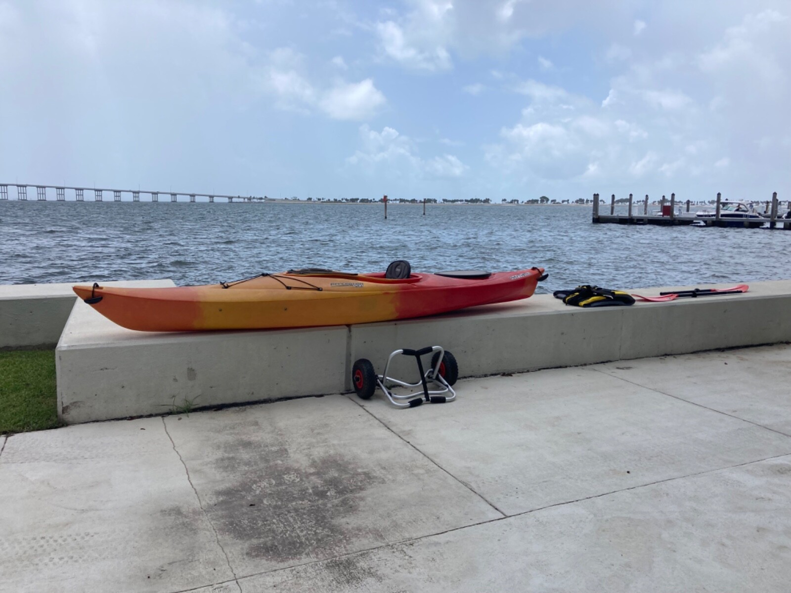 W. Paddle & Accessories