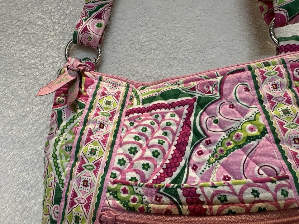 Bolso Bandolera Vera Bradley Rosa/Verde Paisley ¡Bonito y Divertido! Foto 3 de 4