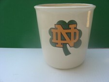 BEAUTIFUL NOTRE DAME FIGHTING IRISH CERAMIC 5 1/2 INCH PLANTER,,, MADE IN USA.