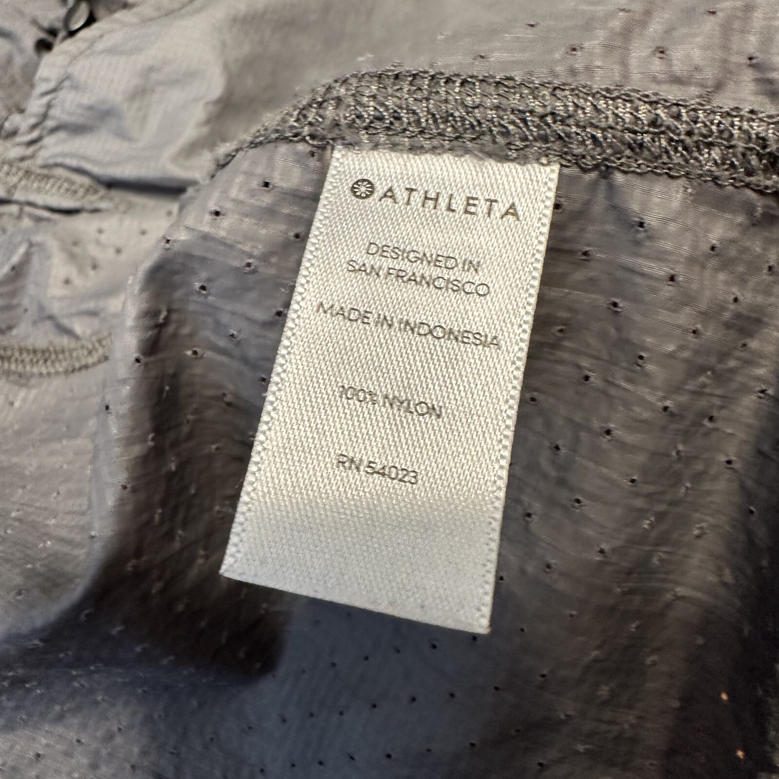 Athleta Distance Vented Running Jacket Women's Sm… - image 9