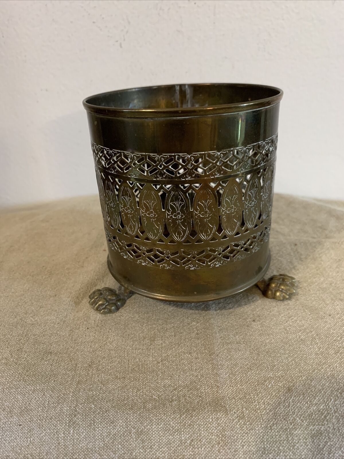 Edwardian brass reticulated lions San Antonio Mall claw Holder Sale Special Price feet Bottle S Wine