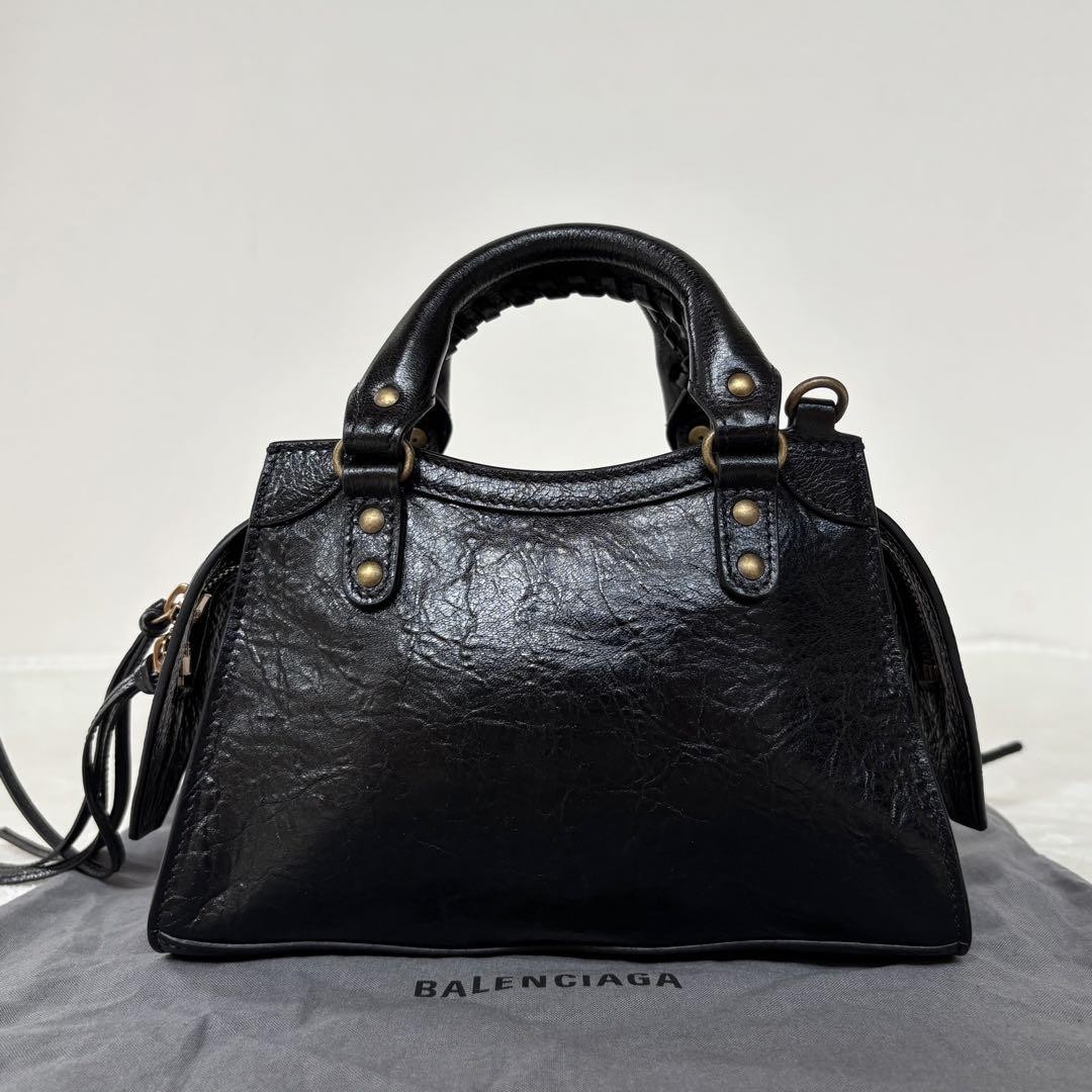 未使用　BALENCIAGA NEO CLASSIC CITY 2WAY BAG Authentic Balenciaga Neo Classic City Gray Leather Large 2