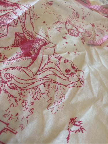 Funda de Almohada Marca Disney Cenicienta Doble Cara Rosa Blanco Corbatas de Guinga. Uno - Imagen 9 de 11