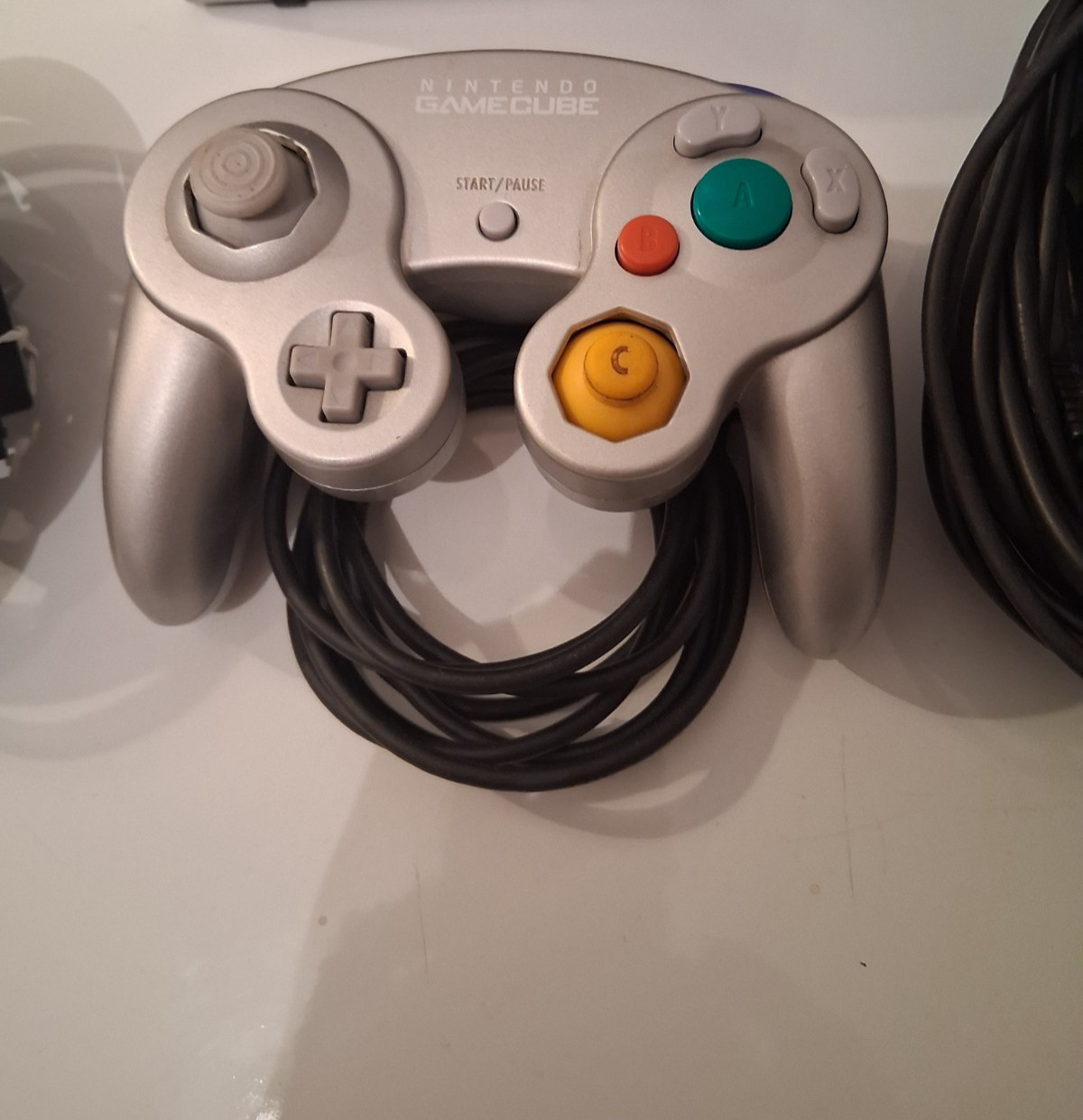 NINTENDO GAME CUBE - MANETTE SILVER -