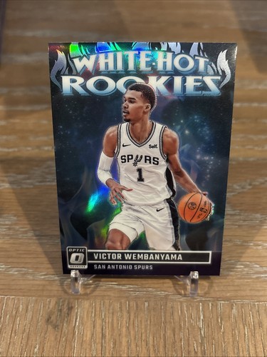 2023-24 Optic - White Hot Rookies Victor Wembanyama #2 Purple Prizm (RC) Read
