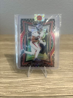 2024 Panini Select Dragon Scale Prizm Darnell Mooney 1/1 Falcons Jersey # Match