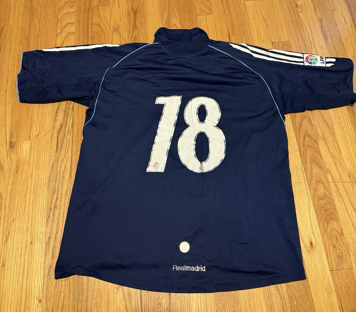 Vintage Real Madrid 05/06 Away Size XL Adidas Football Jersey #18
