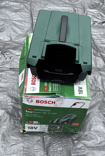 BOSCH EasyMOWER 18V-32-200 Cordless Lawnmower + Battery +Charger - Picture 13 of 17