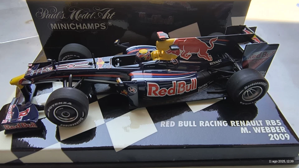 RED BULL  2009  SCALA  1/43 PILOTA                    M. Webber - Immagine 3 di 4
