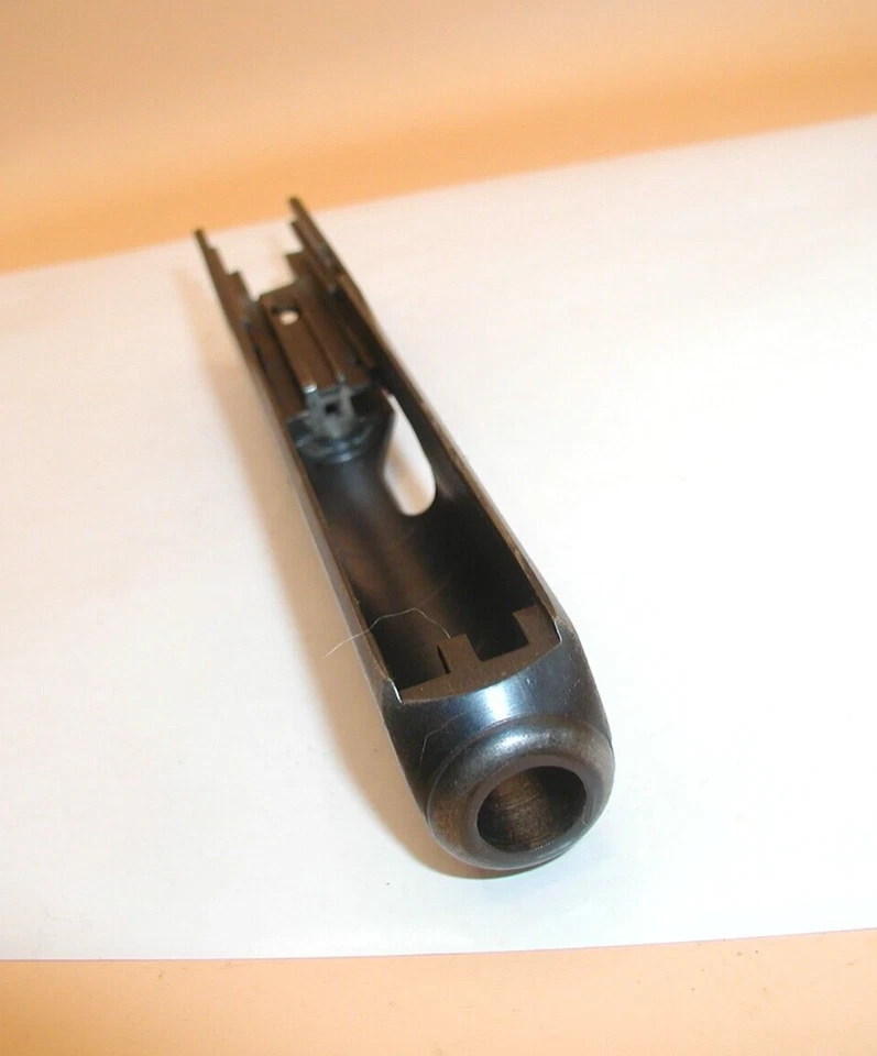 Pistola VZOR modelo 70 7,65 mm - Slide Stripped BB - Imagem 4 de 4