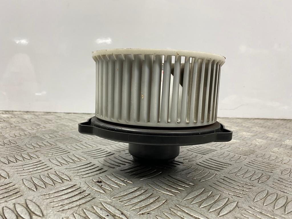 2010 Mazda 6 Mk2 GH 2.2 Diesel Heater Blower Motor Fan Assembly 8727000690