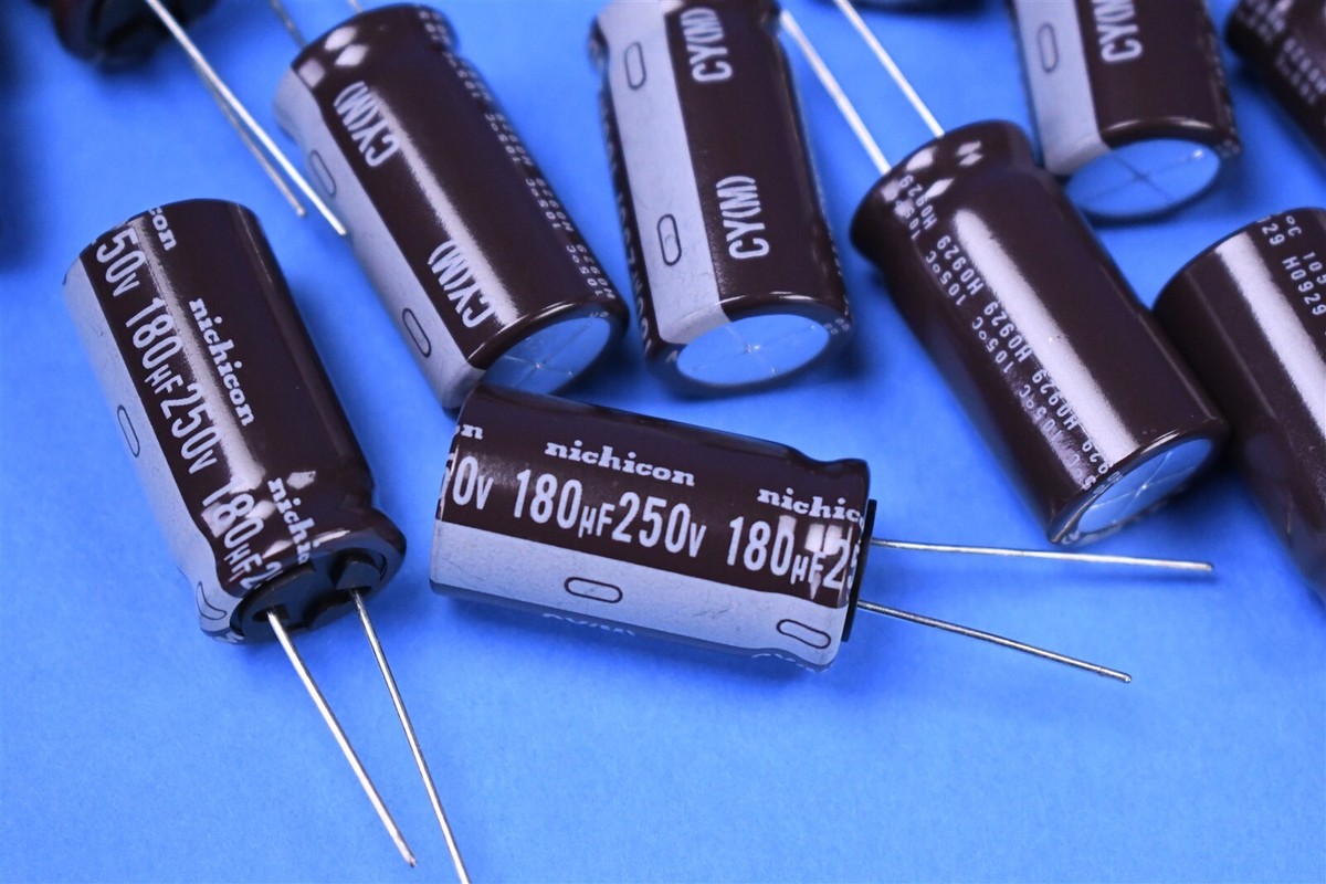 50 Nichicon Aluminum Electrolytic Capacitors 180 uF MFD 250V