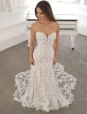Lace Mermaid Wedding Dresses,Strapless Appliques Backless Buttons Bridal Gowns